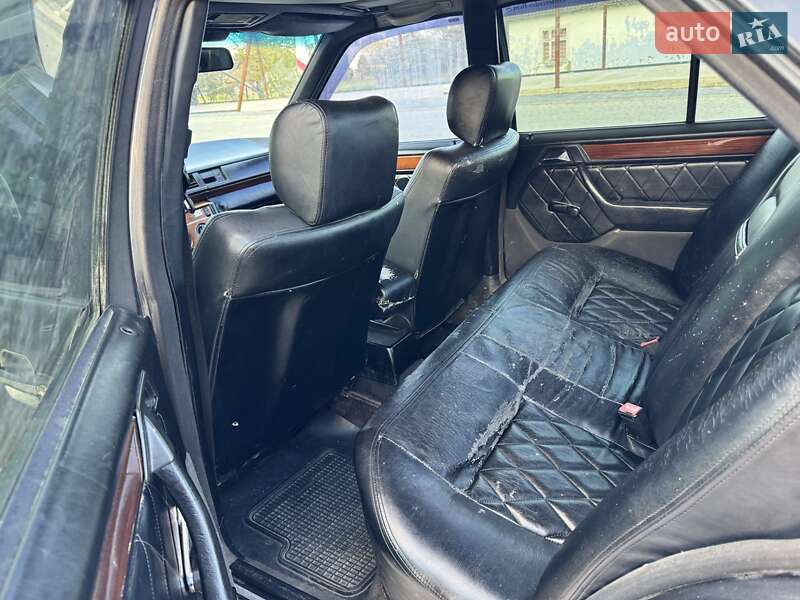 Седан Mercedes-Benz E-Class 1990 в Косове фото 9 Седан Mercedes-Benz E-Class 1990 в Косове