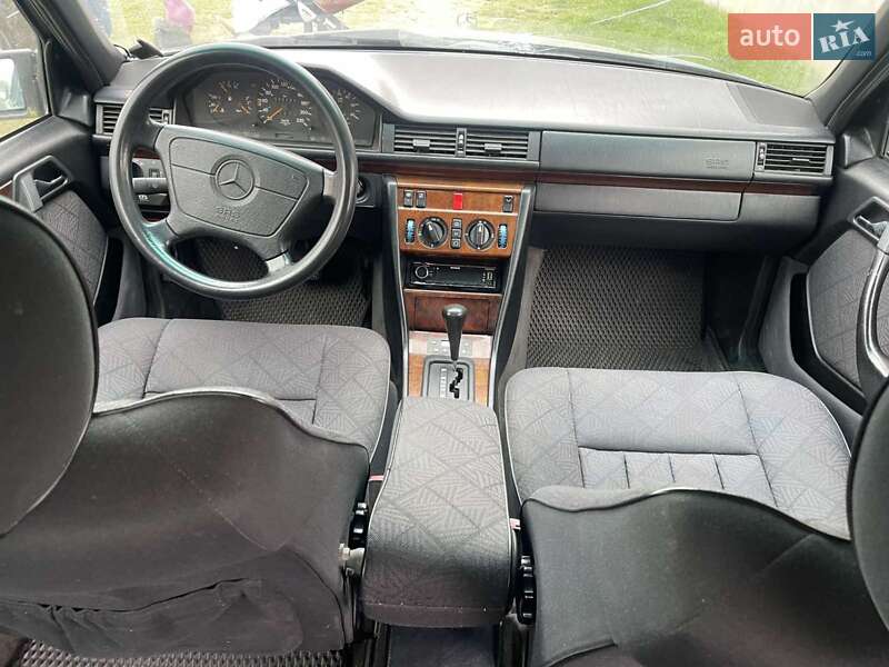 Седан Mercedes-Benz E-Class 1995 в Ровно фото 9 Седан Mercedes-Benz E-Class 1995 в Ровно