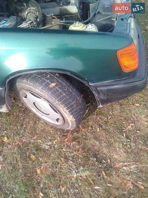 Седан Mercedes-Benz E-Class 1990 в Зенькове фото 10 Седан Mercedes-Benz E-Class 1990 в Зенькове