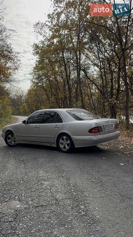 Седан Mercedes-Benz E-Class 2000 в Харькове фото 5 Седан Mercedes-Benz E-Class 2000 в Харькове