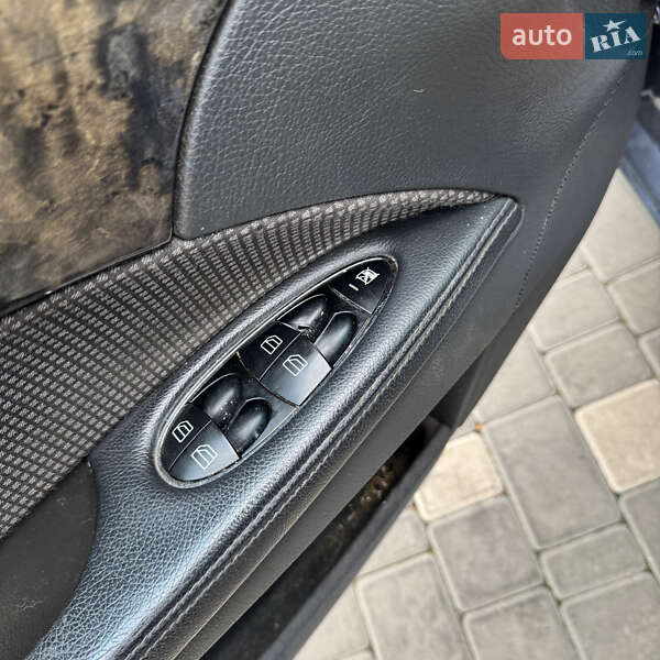 Універсал Mercedes-Benz E-Class 2003 в Одесі фото 14 Універсал Mercedes-Benz E-Class 2003 в Одесі