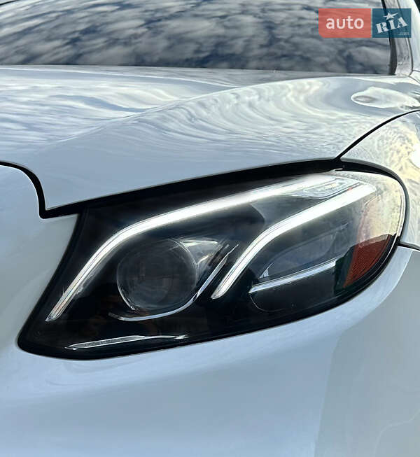 Седан Mercedes-Benz E-Class 2016 в Ровно фото 9 Седан Mercedes-Benz E-Class 2016 в Ровно
