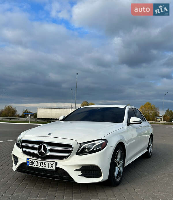 Седан Mercedes-Benz E-Class 2016 в Ровно фото 4 Седан Mercedes-Benz E-Class 2016 в Ровно