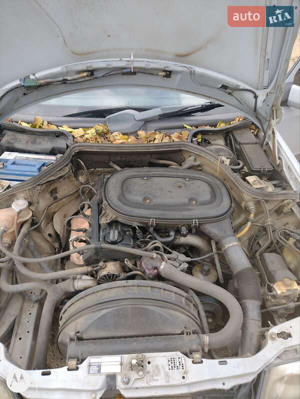 Седан Mercedes-Benz E-Class 1991 в Каменец-Подольском