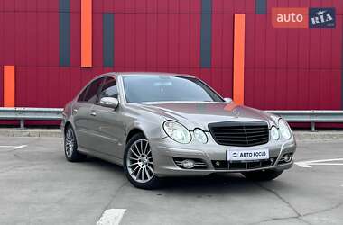 Седан Mercedes-Benz E-Class 2003 в Киеве