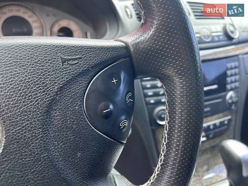 Седан Mercedes-Benz E-Class 2003 в Киеве фото 20 Седан Mercedes-Benz E-Class 2003 в Киеве