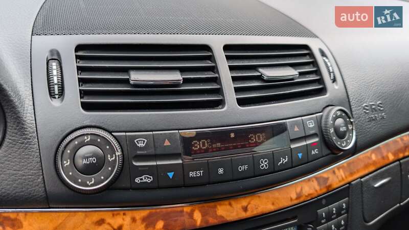 Седан Mercedes-Benz E-Class 2007 в Тернополе