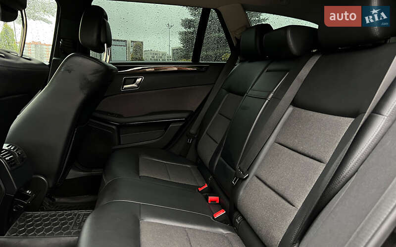 Універсал Mercedes-Benz E-Class 2011 в Львові