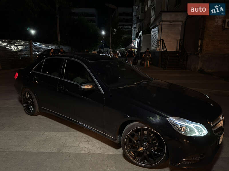 Седан Mercedes-Benz E-Class 2014 в Білій Церкві