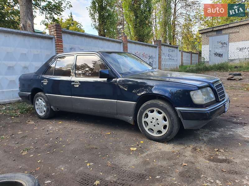 Седан Mercedes-Benz E-Class 1995 в Кривому Розі фото 6 Седан Mercedes-Benz E-Class 1995 в Кривому Розі