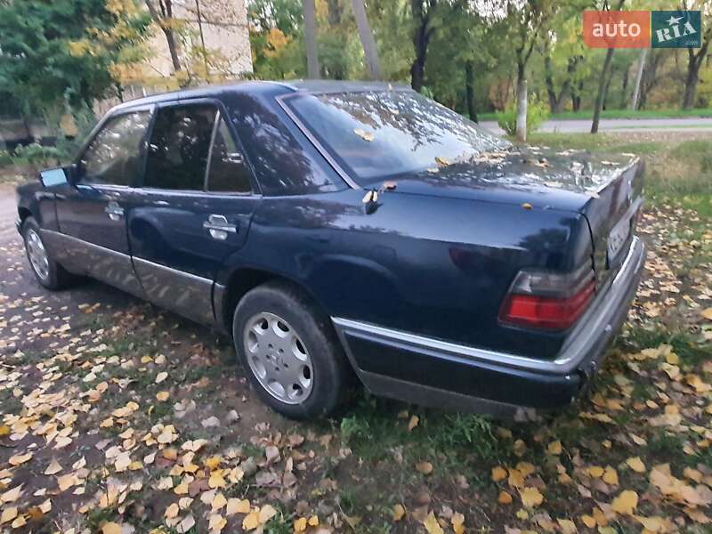 Седан Mercedes-Benz E-Class 1995 в Кривому Розі фото 20 Седан Mercedes-Benz E-Class 1995 в Кривому Розі