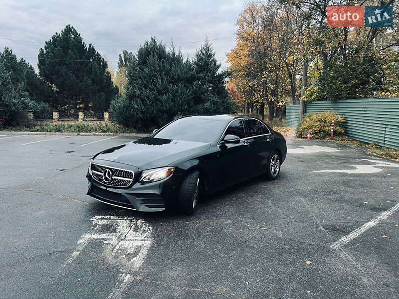 Седан Mercedes-Benz E-Class 2017 в Харькове фото Седан Mercedes-Benz E-Class 2017 в Харькове