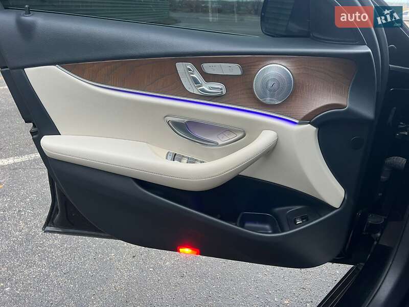 Седан Mercedes-Benz E-Class 2017 в Харькове фото 7 Седан Mercedes-Benz E-Class 2017 в Харькове