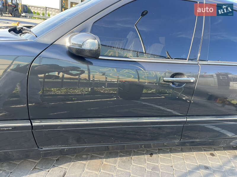 Седан Mercedes-Benz E-Class 2001 в Кам'янець-Подільському