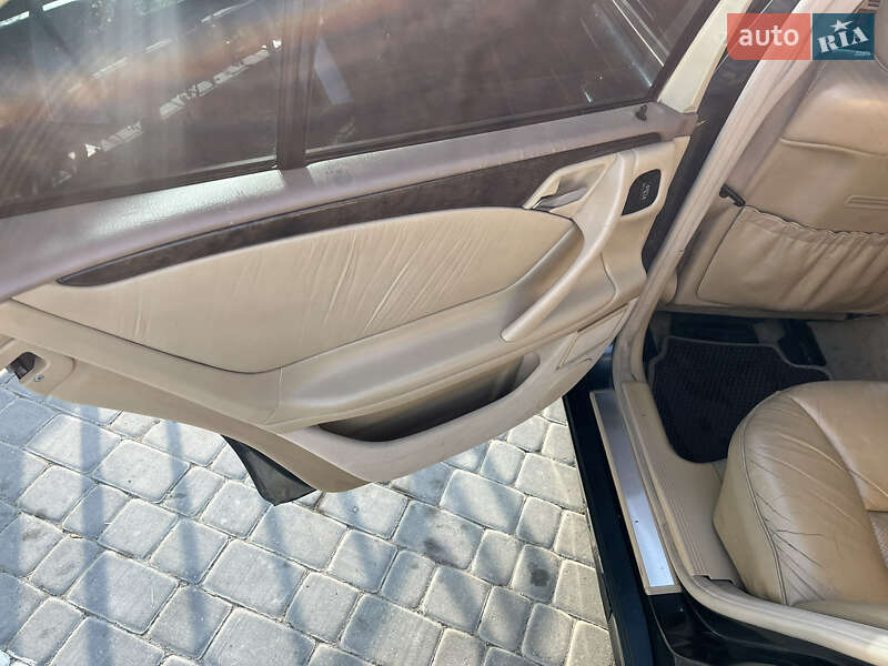 Седан Mercedes-Benz E-Class 2001 в Кам'янець-Подільському