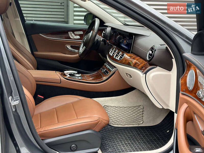 Універсал Mercedes-Benz E-Class 2018 в Києві фото 22 Універсал Mercedes-Benz E-Class 2018 в Києві