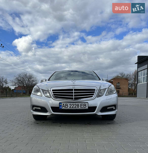 Седан Mercedes-Benz E-Class 2010 в Бершади фото 3 Седан Mercedes-Benz E-Class 2010 в Бершади