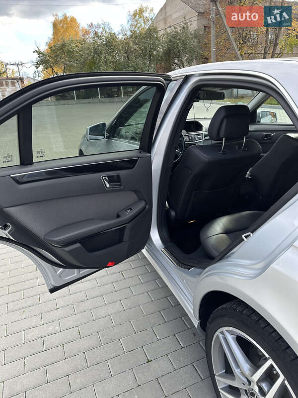 Седан Mercedes-Benz E-Class 2010 в Бершади фото 31 Седан Mercedes-Benz E-Class 2010 в Бершади