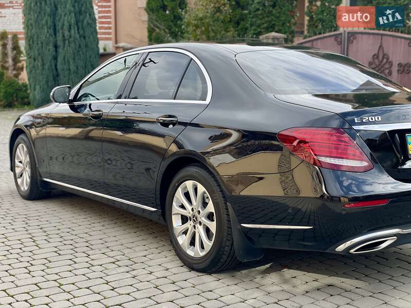 Седан Mercedes-Benz E-Class 2017 в Мукачевому фото 14 Седан Mercedes-Benz E-Class 2017 в Мукачевому