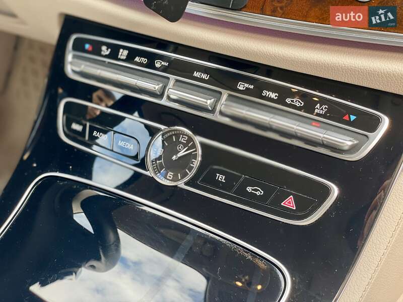 Седан Mercedes-Benz E-Class 2017 в Мукачевому фото 33 Седан Mercedes-Benz E-Class 2017 в Мукачевому