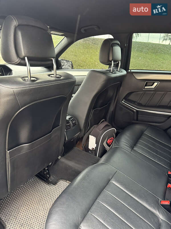 Седан Mercedes-Benz E-Class 2015 в Чернівцях фото 19 Седан Mercedes-Benz E-Class 2015 в Чернівцях