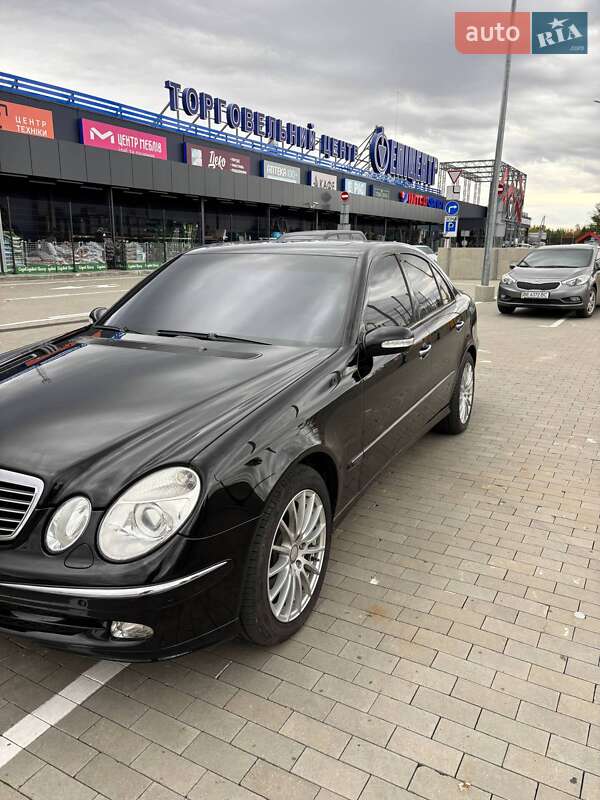 Mercedes-Benz E-Class 2004 Mercedes-Benz E-Class 2004