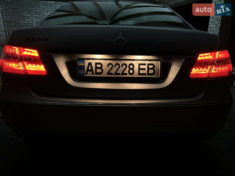 Седан Mercedes-Benz E-Class 2010 в Бершади фото 83 Седан Mercedes-Benz E-Class 2010 в Бершади
