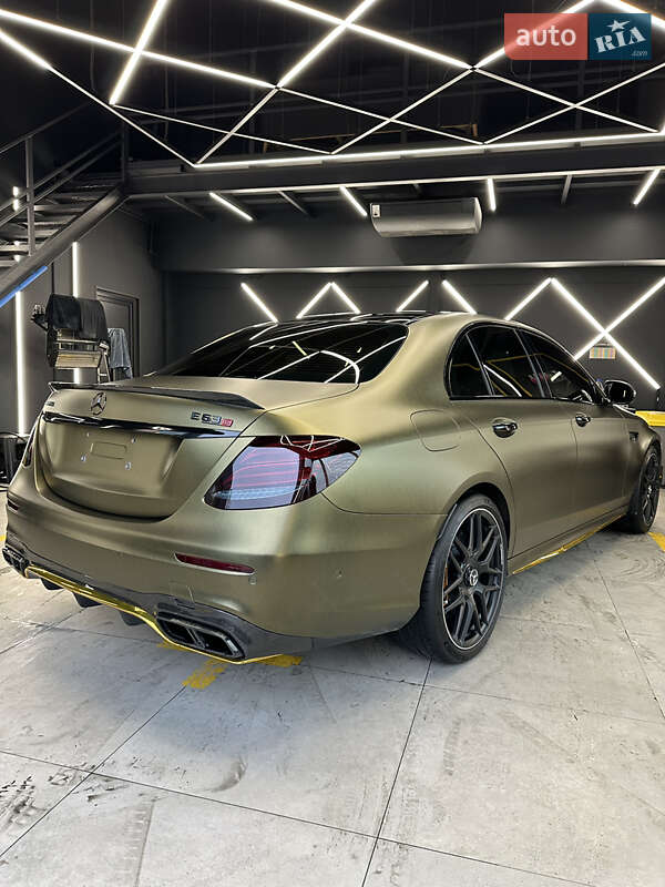 Седан Mercedes-Benz E-Class 2018 в Киеве фото 35 Седан Mercedes-Benz E-Class 2018 в Киеве