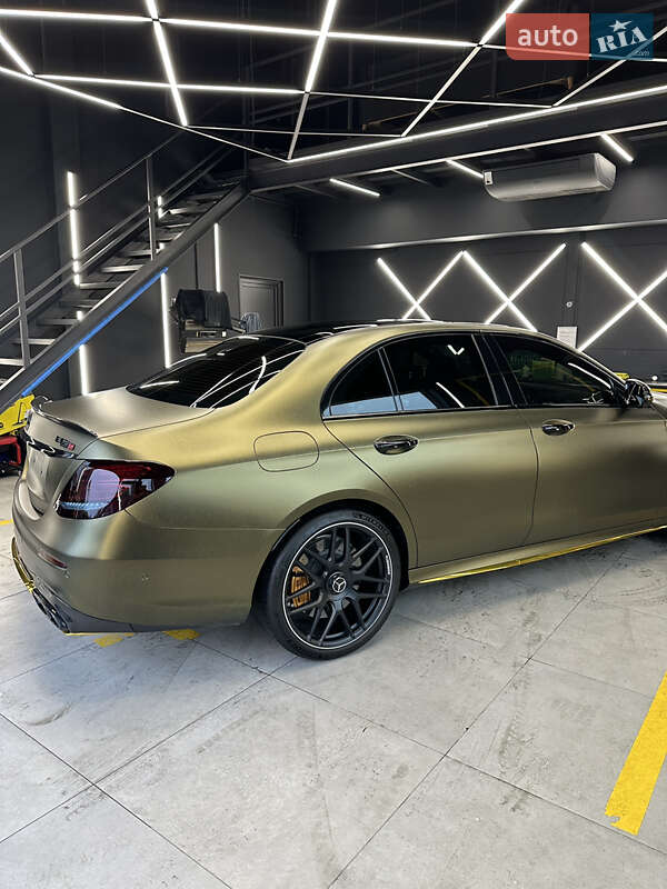 Седан Mercedes-Benz E-Class 2018 в Киеве фото 36 Седан Mercedes-Benz E-Class 2018 в Киеве