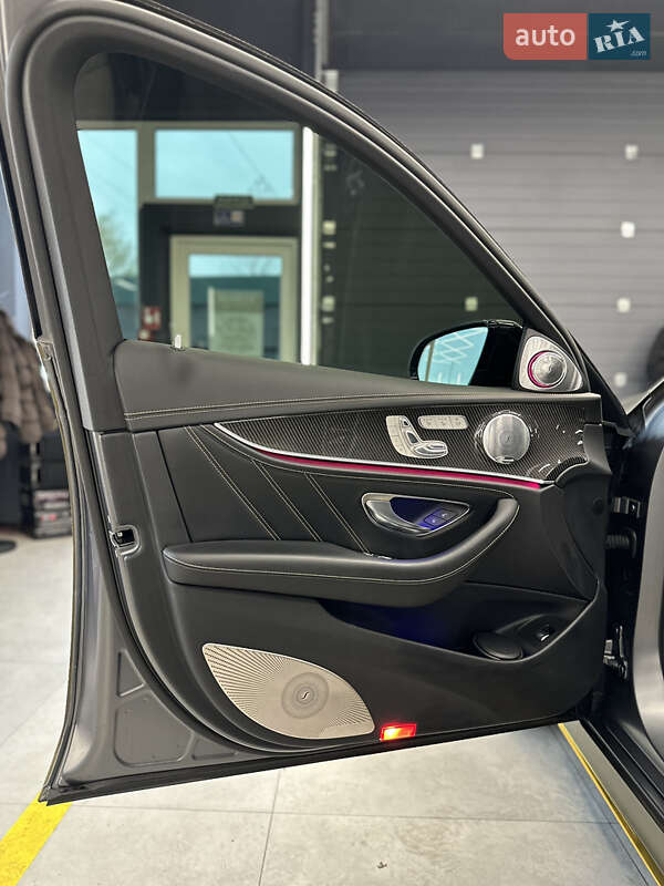 Седан Mercedes-Benz E-Class 2018 в Киеве фото 48 Седан Mercedes-Benz E-Class 2018 в Киеве