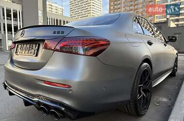 Седан Mercedes-Benz E-Class 2022 в Киеве