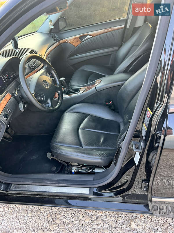 Універсал Mercedes-Benz E-Class 2004 в Ужгороді фото 15 Універсал Mercedes-Benz E-Class 2004 в Ужгороді