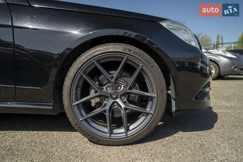 Седан Mercedes-Benz E-Class 2010 в Киеве фото 6 Седан Mercedes-Benz E-Class 2010 в Киеве