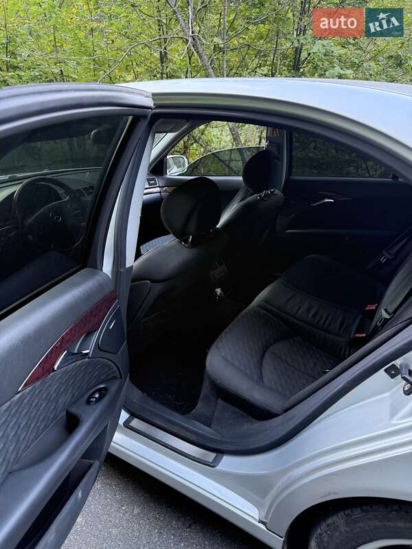 Седан Mercedes-Benz E-Class 2005 в Хусті фото 11 Седан Mercedes-Benz E-Class 2005 в Хусті