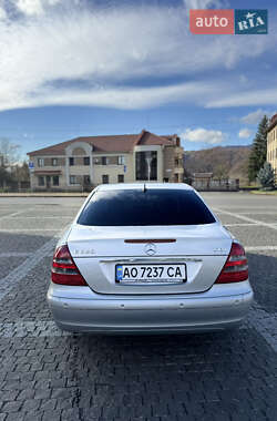 Седан Mercedes-Benz E-Class 2005 в Хусте Седан Mercedes-Benz E-Class 2005 в Хусте