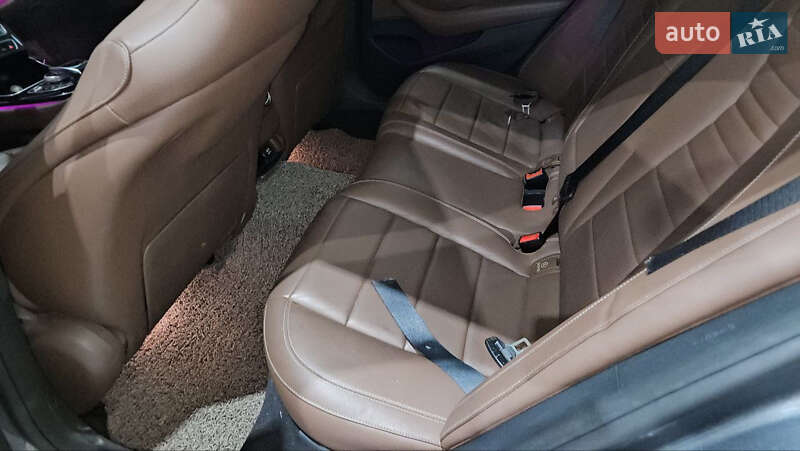 Седан Mercedes-Benz E-Class 2017 в Львові