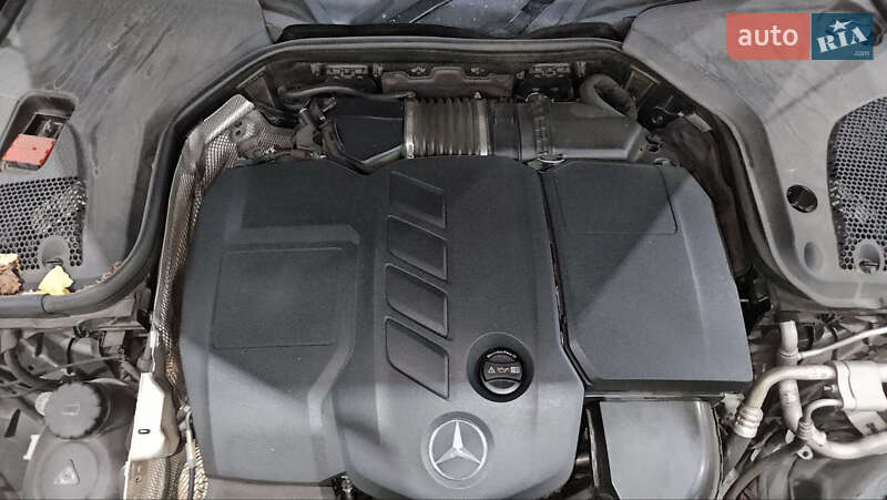 Седан Mercedes-Benz E-Class 2017 в Львові