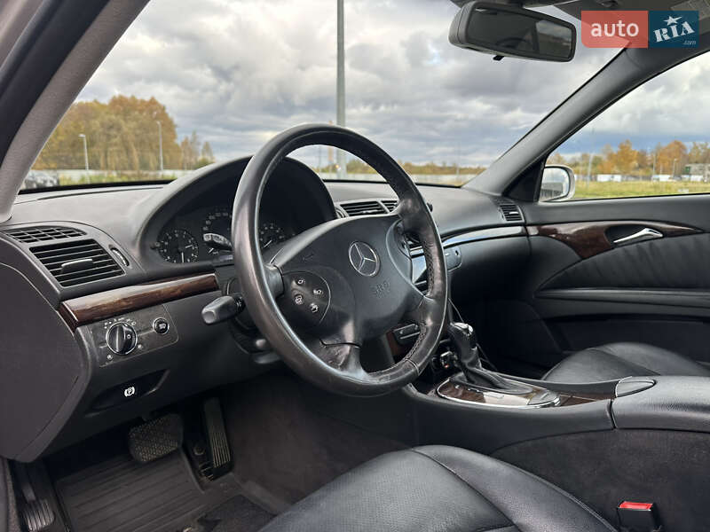 Седан Mercedes-Benz E-Class 2005 в Львове фото 3 Седан Mercedes-Benz E-Class 2005 в Львове