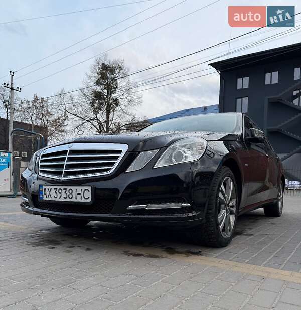 Седан Mercedes-Benz E-Class 2012 в Харькове фото 8 Седан Mercedes-Benz E-Class 2012 в Харькове