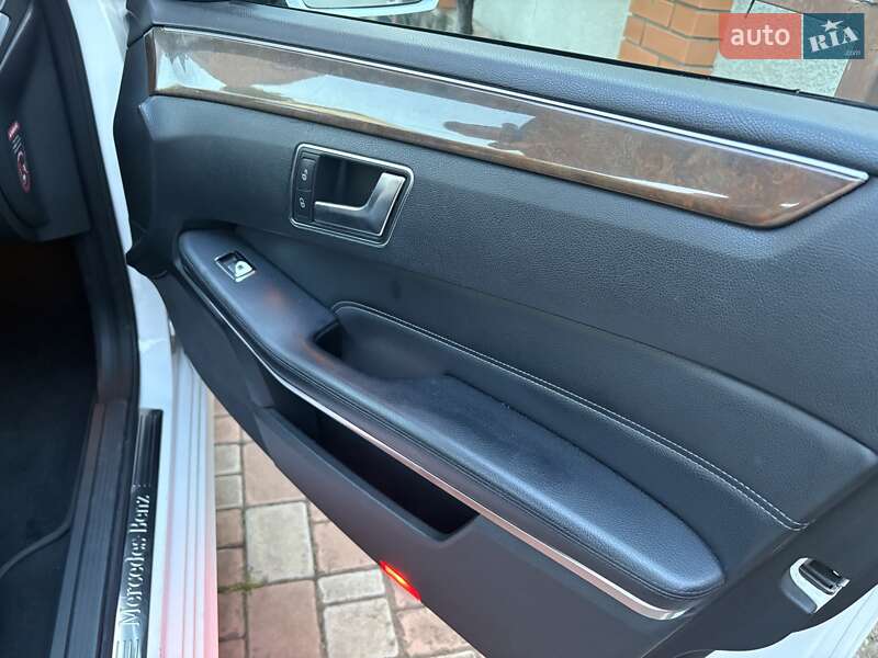 Седан Mercedes-Benz E-Class 2014 в Одессе фото 14 Седан Mercedes-Benz E-Class 2014 в Одессе