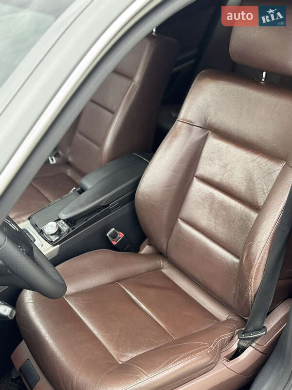 Седан Mercedes-Benz E-Class 2010 в Києві фото 13 Седан Mercedes-Benz E-Class 2010 в Києві