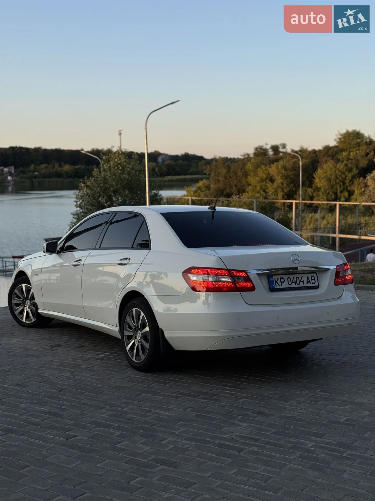 2010 Mercedes-Benz E-klasse - мініатюра 8