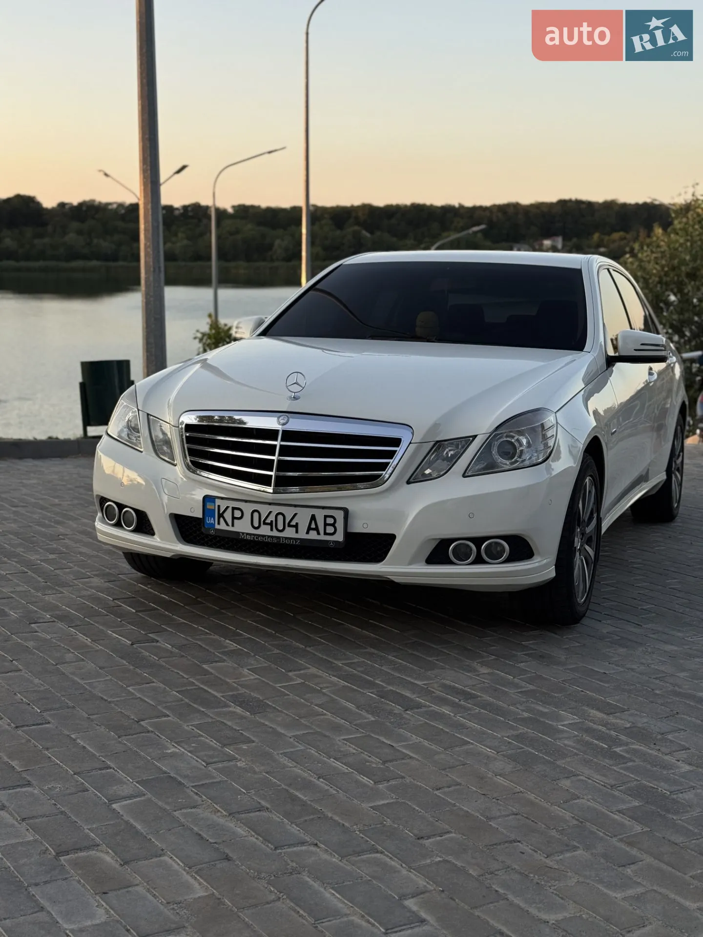 2010 Mercedes-Benz E-klasse - мініатюра 10