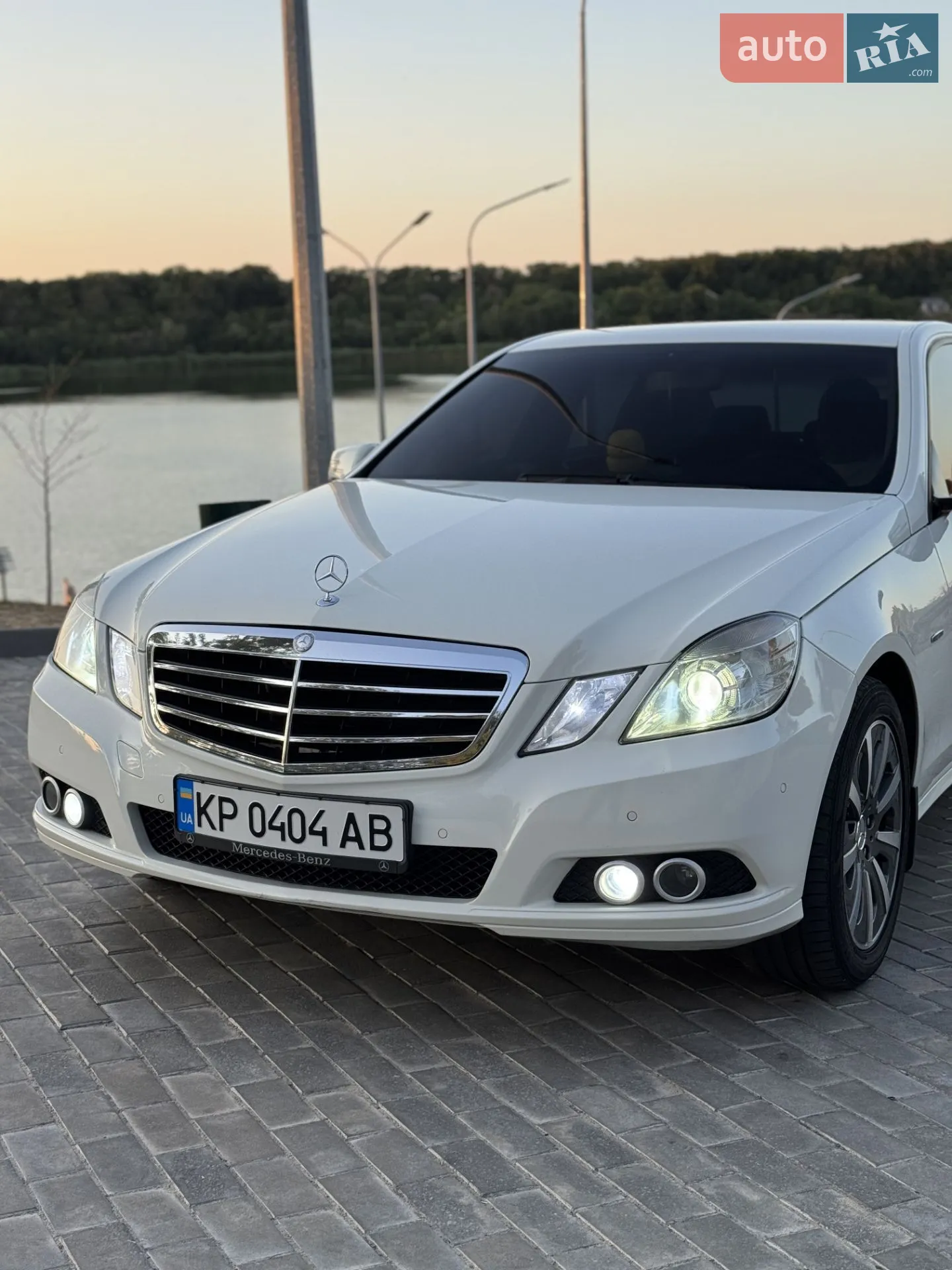 2010 Mercedes-Benz E-klasse - мініатюра 13