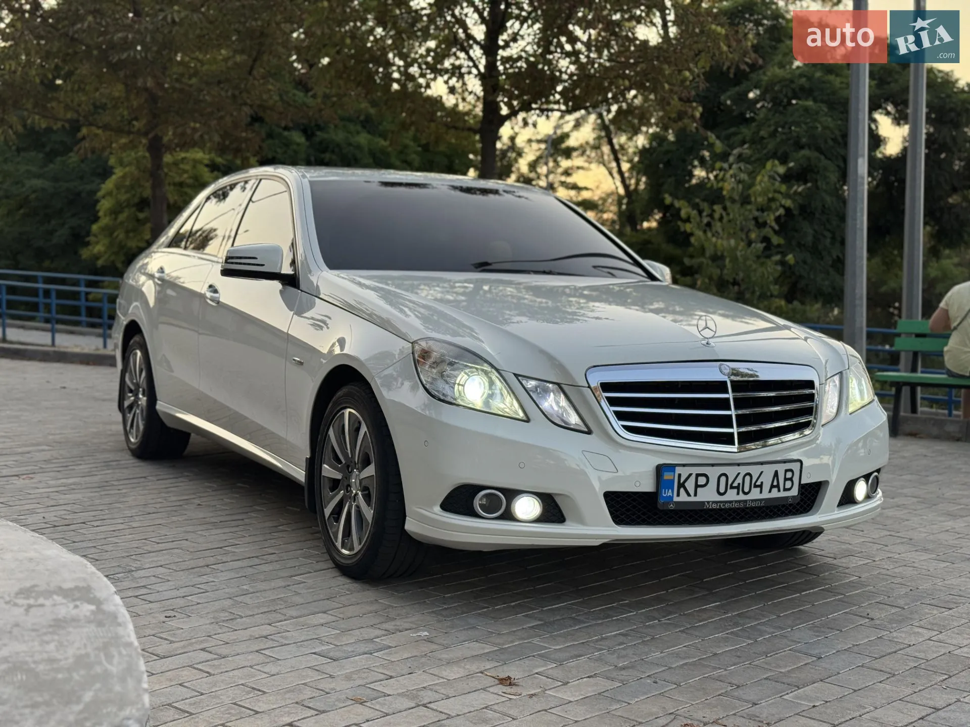 2010 Mercedes-Benz E-klasse - мініатюра 16