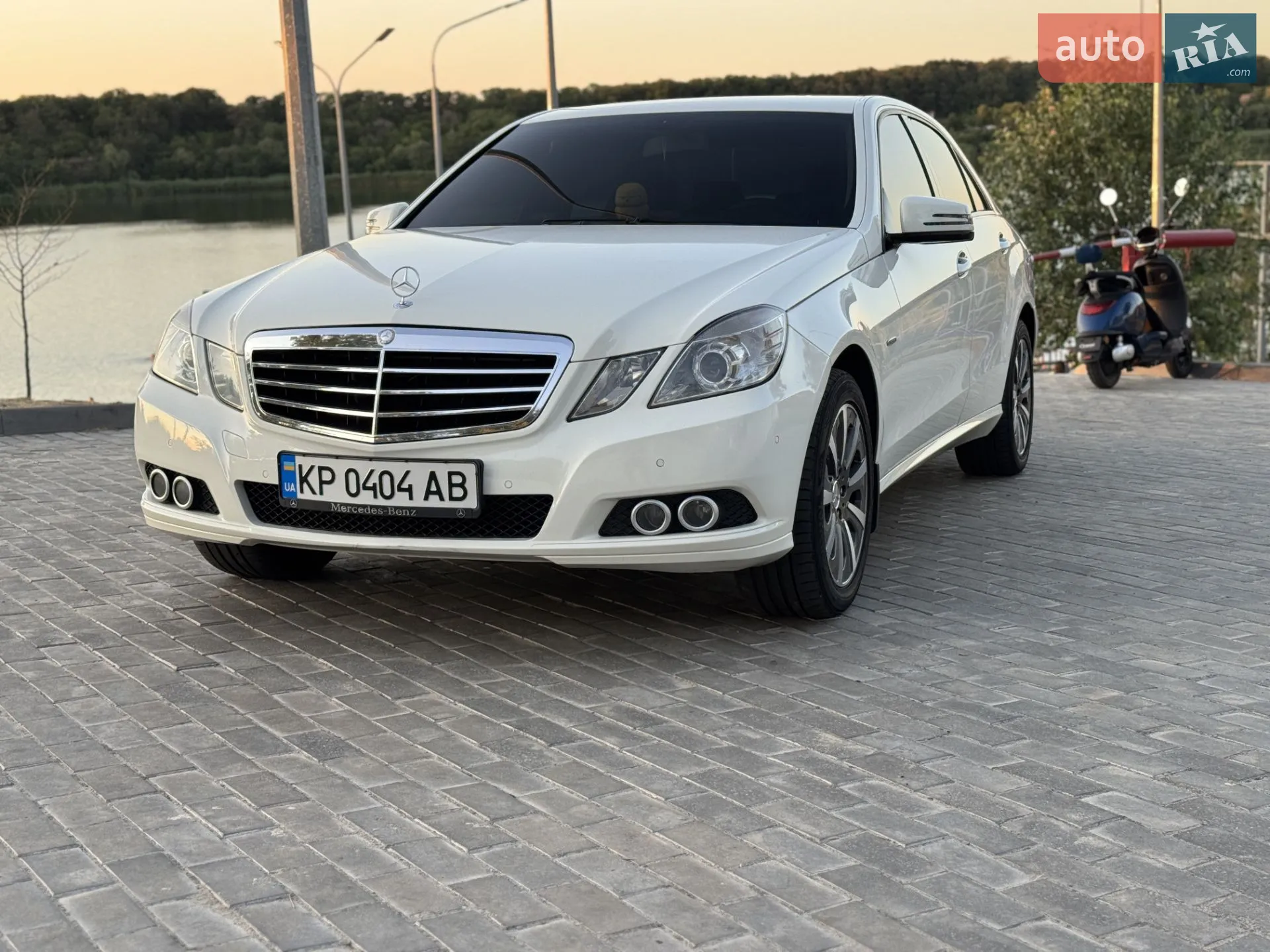 2010 Mercedes-Benz E-klasse - мініатюра 19