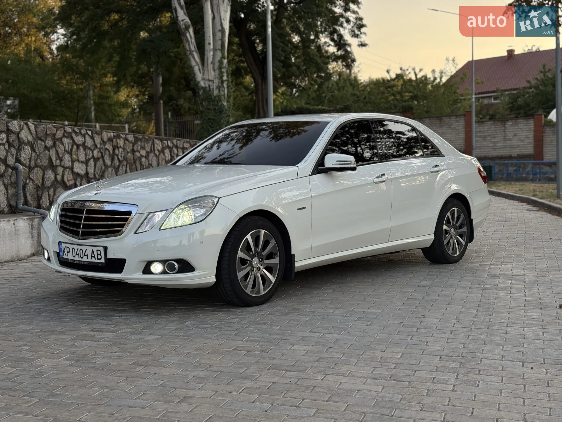 2010 Mercedes-Benz E-klasse - мініатюра 18