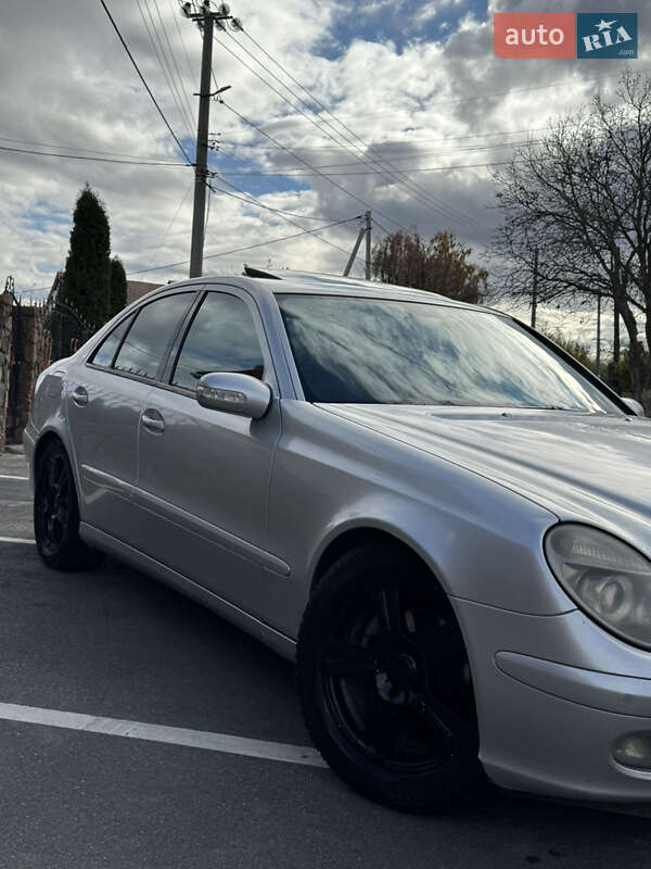 Седан Mercedes-Benz E-Class 2004 в Вінниці