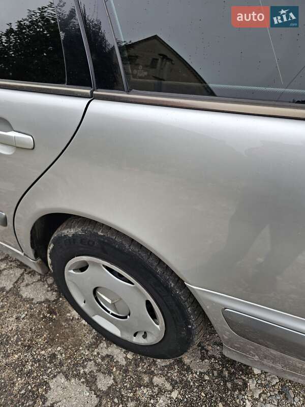 Универсал Mercedes-Benz E-Class 2002 в Запорожье