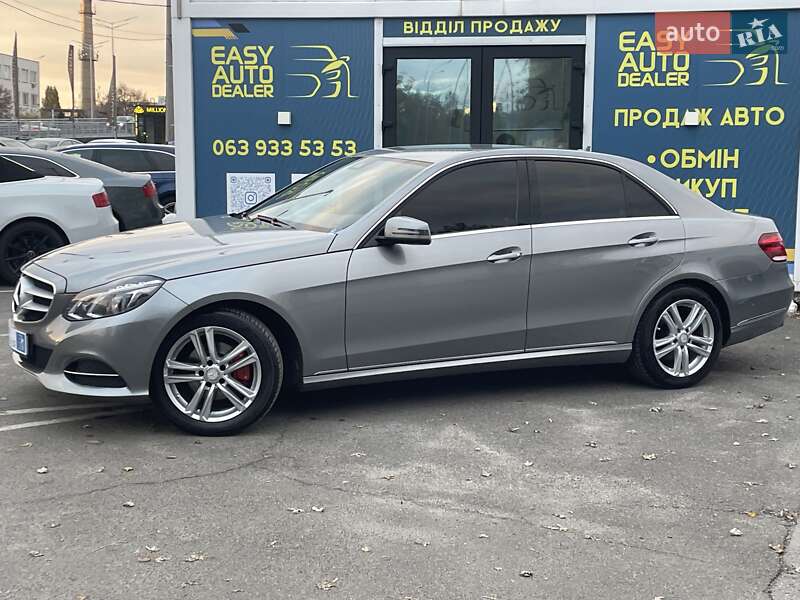 Седан Mercedes-Benz E-Class 2013 в Киеве фото 5 Седан Mercedes-Benz E-Class 2013 в Киеве